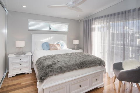 Busselton Beach House - Australian Directory 4