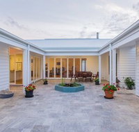 Elegance on She Oak - Australian Directory