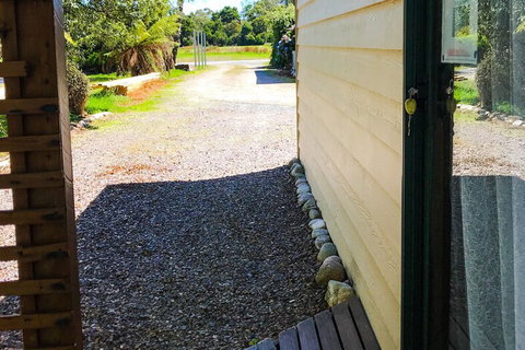 Meredith House & Apartments Strahan - Australian Directory 0