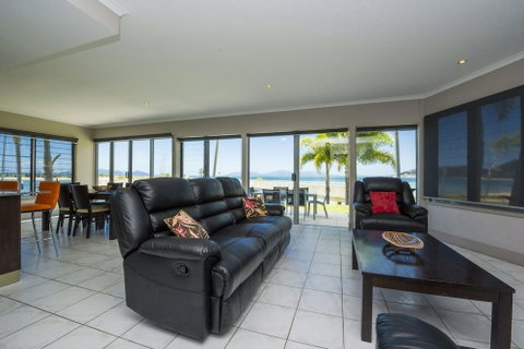 Magnetic Docks Townhouse 1 - Australian Directory 2