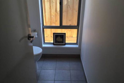 Lovely House - Australian Directory 5