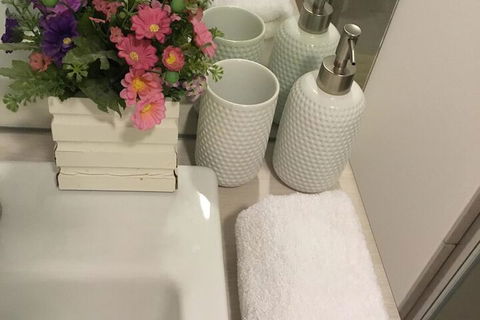 Lovely House - Australian Directory 4