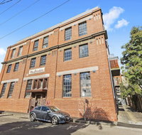 BOUTIQUE STAYS - Loft on Rose - Australian Directory