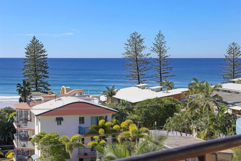 Unit 8 Bronte Of Coolum 8 12 Coolum Terrace Coolum Beach 500 Bond LINEN INCLUDED WIFI - Australian Directory 6