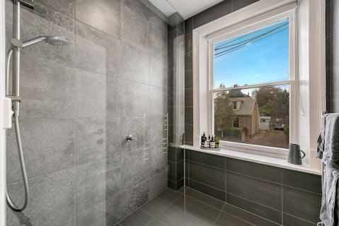 City Retreat Hobart - Australian Directory 1