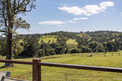 Valley Cabins By The Creek - Australian Directory 7