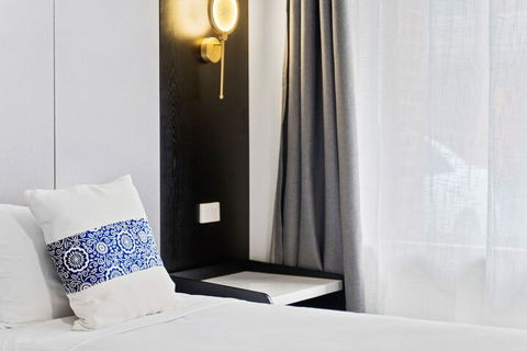 WM Hotel Bankstown - Australian Directory 3