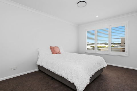 Elegant Beach House On Nautilus - Australian Directory 2