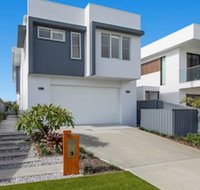 Elegant Beach House on Nautilus - Australian Directory