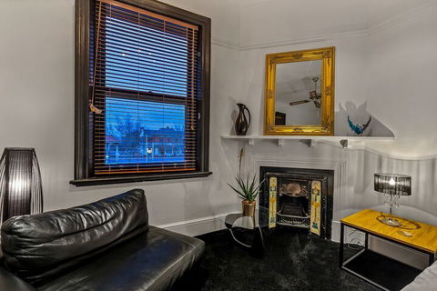 BANK192 - Australian Directory 5