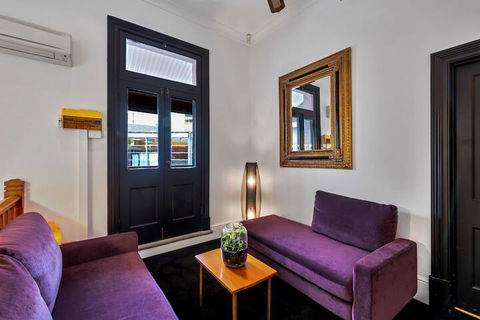 BANK192 - Australian Directory 2