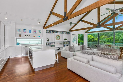 White Wash On She Oak - Australian Directory 4