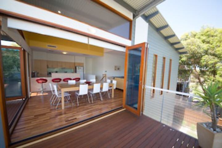 Silverton SA Australian Directory