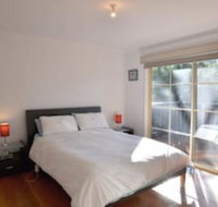Surfs UP Surf Side - Australian Directory