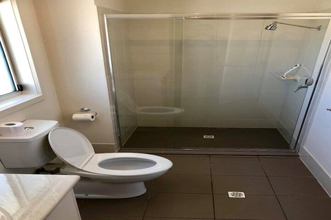 10 Hobart Road - Australian Directory 4