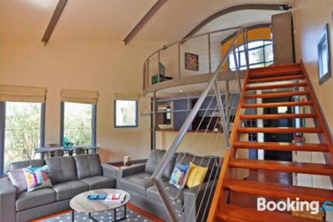 Surf Sounds Free Wifi PET Friendly Surf Side! - Australian Directory 3