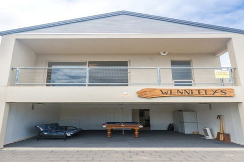 Wenneelys 26 / 45 St. Andrews Boulevard - Australian Directory 3