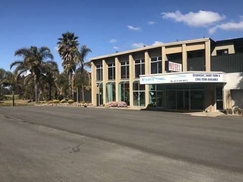 Rivers Apartments & Motel Sale Gippsland - Australian Directory 6