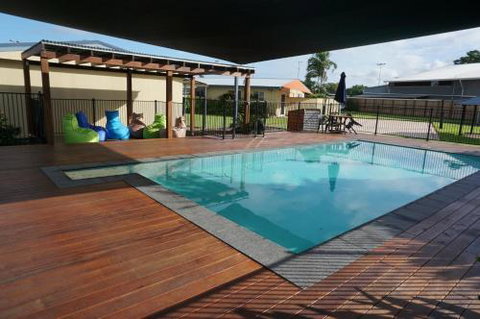 YAL Cairns A Motel That Makes A Difference - Australian Directory 0