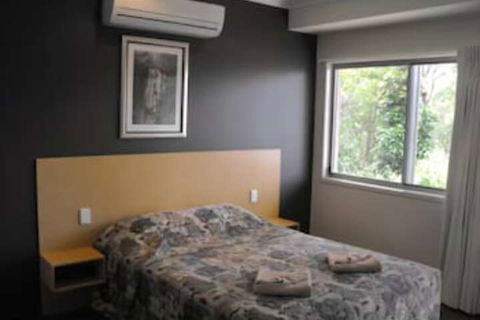 Victory Hotel Motel - Australian Directory 2