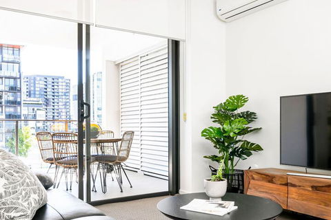 Riverstone 706 - Australian Directory 4
