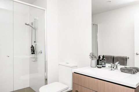 Riverstone 706 - Australian Directory 2