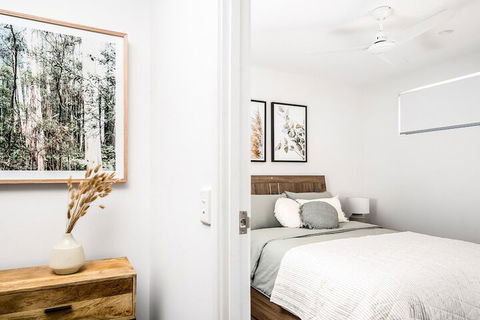 Riverstone 706 - Australian Directory 5