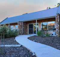 Freycinet Stone Studio 6 - Australian Directory