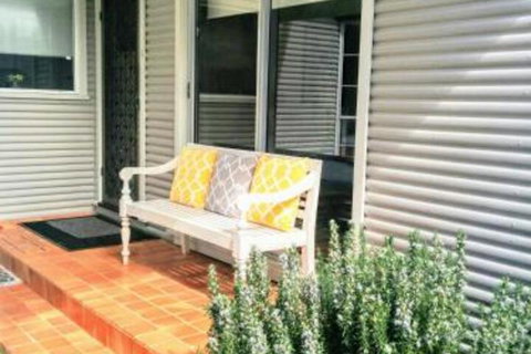 Magnolia Corner - Australian Directory 2