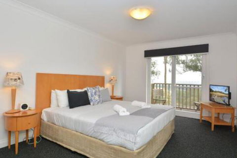 Villa 3br Tranquility Resort Condo Located Within Cypress Lakes Resort (nothing Is More Central) - Australian Directory 7