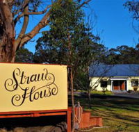 Straw House Farm B  B - Australian Directory