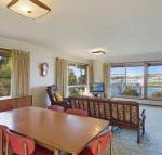 2 Water Crescent Retro Haven - Australian Directory