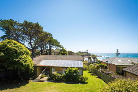 74 Ocean Parade - Australian Directory 2