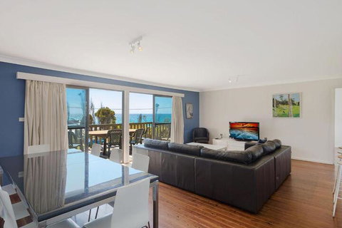 74 Ocean Parade - Australian Directory 5