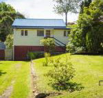 Pet Friendly Beach Cottage at Ballingalla - Australian Directory