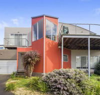 Seaside Pleasure - Australian Directory