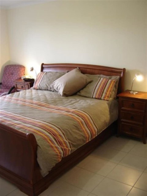 Lantauanan - Australian Directory 2