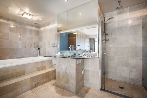 Gateway Hotel By Nightcap Plus - Australian Directory 3