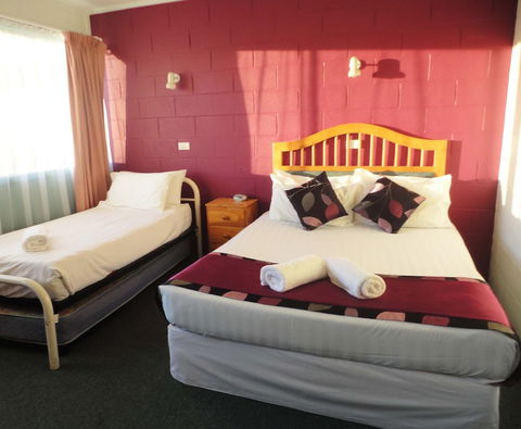 Murwillumbah Hotel & Apartments - Australian Directory 2
