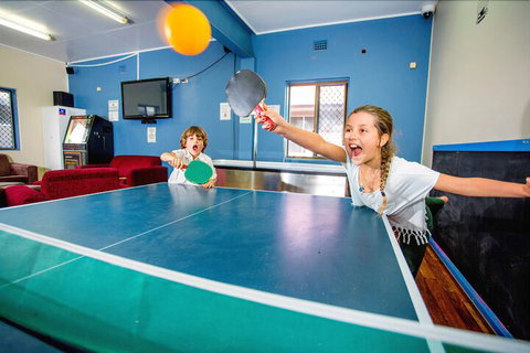 Reflections Holiday Parks Shaws Bay - Australian Directory 4