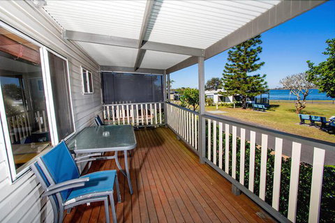 Reflections Holiday Parks Shaws Bay - Australian Directory 1