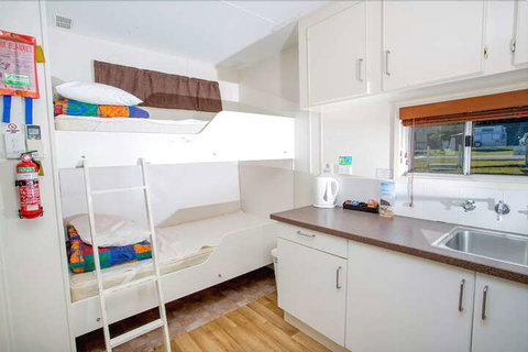 Reflections Holiday Parks Shaws Bay - Australian Directory 3