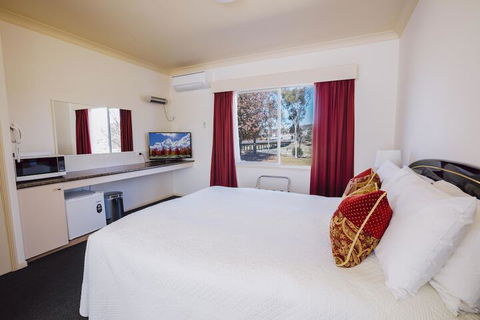 Boulevard Motel - Australian Directory 4