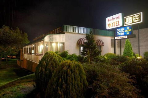 Boulevard Motel - Australian Directory 1