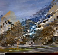 East Hotel - Australian Directory