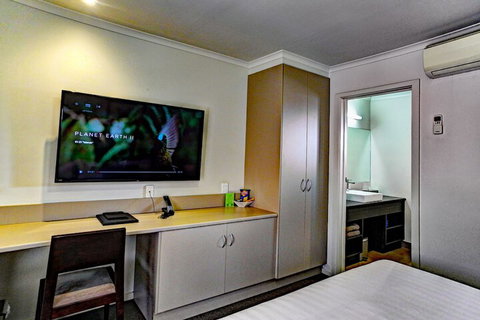 Elm Tree Motel - Australian Directory 7