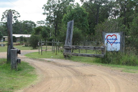 Lovedale Cottages - Australian Directory 1