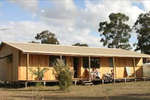 Lovedale Cottages - Australian Directory 4