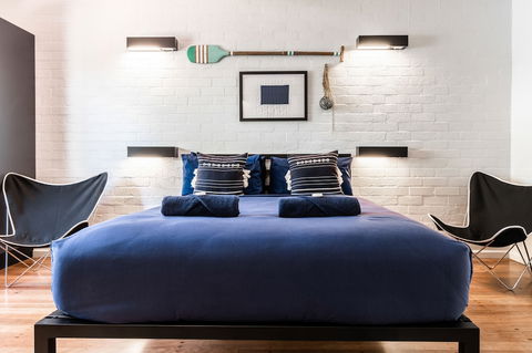 Wake Up! Byron Bay - Australian Directory 5