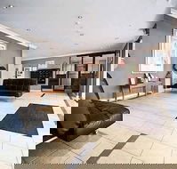 Duke's Apartments - Australian Directory